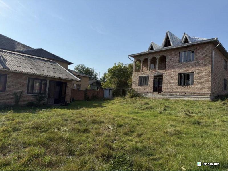 Продам будинок в передмісті Косова