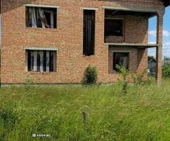 Новобудова у Старих Кутах