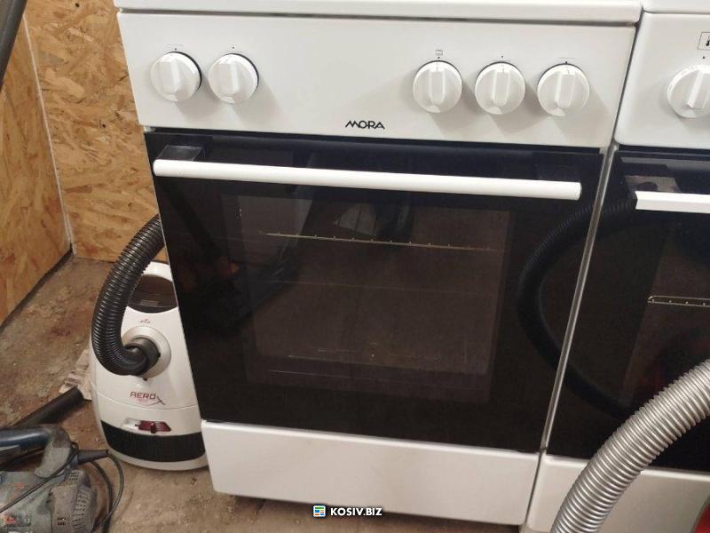 Газова плита з духовкою