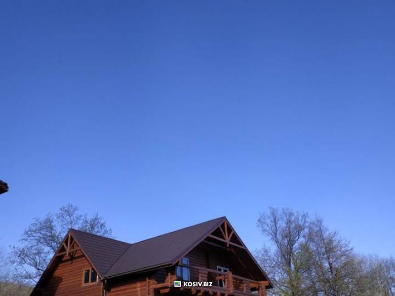 Продається земельна ділянка з двома забудовами в с. Черганівка