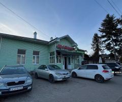 Продаж комерційного приміщення з діючим бізнесом та землею