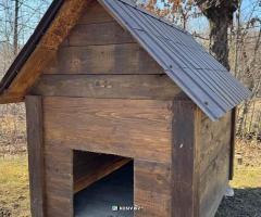 Продам собачу будку