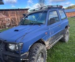 Mitsubishi Pajero 2